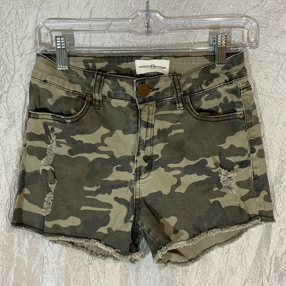 Ashley Mason camo cutoff shorts 3